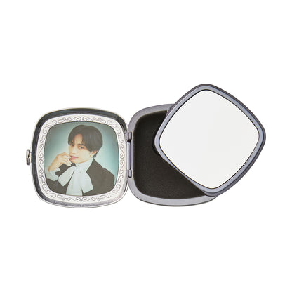Compact Mirror
