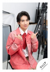 「SHOWbiz 2025」Goods off-shot JR 渡辺惟良 SET 25-140