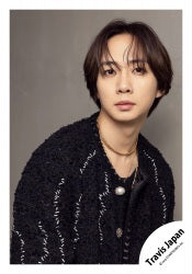 Travis Japan パーカー 2025 VIIsual aporo様専用 TravisJapan Vllsual パーカー グッズ - メルカリ