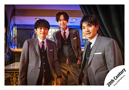 【No.20C25-003】Single「Never Give Up!」MV & jacket photo off-shot