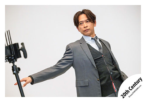 【No.20C25-017】Single「Never Give Up!」MV & jacket photo off-shot