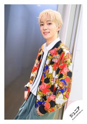 「SHOWbiz 2025」Goods off-shot JR 長瀬結星 SET 25-081