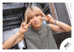 Single「Well, never mind!」MV & jacket photo off-shot【WEST.】Ryusei FUJII SET 24-273