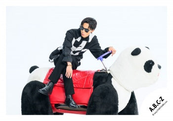 【No.ABC25-218】Album「CRAZY ROMANTIC!」MV & jacket photo off-shot