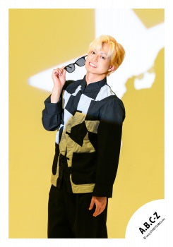 【No.ABC25-285】Album「CRAZY ROMANTIC!」MV & jacket photo off-shot