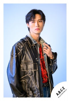 【No.ABC25-305】「A.B.C-Z Concert Tour 2025 CRAZY ROMANTIC!」Goods off-shot