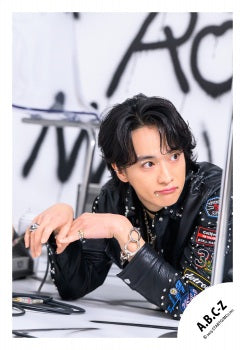 【No.ABC25-312】「A.B.C-Z Concert Tour 2025 CRAZY ROMANTIC!」Goods off-shot