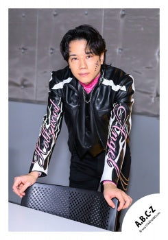 【No.ABC25-320】「A.B.C-Z Concert Tour 2025 CRAZY ROMANTIC!」Goods off-shot