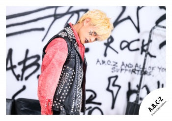 【No.ABC25-329】「A.B.C-Z Concert Tour 2025 CRAZY ROMANTIC!」Goods off-shot