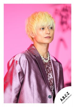 【No.ABC25-331】「A.B.C-Z Concert Tour 2025 CRAZY ROMANTIC!」Goods off-shot
