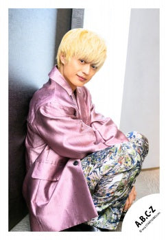 【No.ABC25-334】「A.B.C-Z Concert Tour 2025 CRAZY ROMANTIC!」Goods off-shot