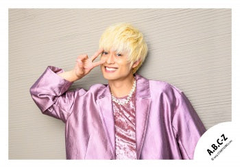 【No.ABC25-337】「A.B.C-Z Concert Tour 2025 CRAZY ROMANTIC!」Goods off-shot