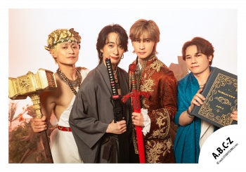 【No.ABC26-169】「A.B.C-Z Concert Tour 2026 The Way of L.O.V-E」Goods off-shot
