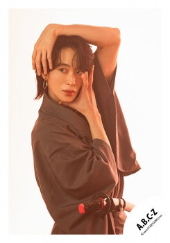 【No.ABC26-209】「A.B.C-Z Concert Tour 2026 The Way of L.O.V-E」Goods off-shot