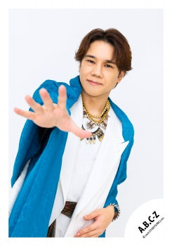 【No.ABC26-225】「A.B.C-Z Concert Tour 2026 The Way of L.O.V-E」Goods off-shot