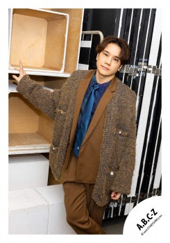 【No.ABC26-227】「A.B.C-Z Concert Tour 2026 The Way of L.O.V-E」Goods off-shot
