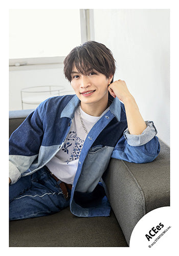 【No.ACE25-034】「ACEes Arena Tour 2025 PROLOGUE」Goods off-shot