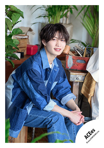 【No.ACE25-039】「ACEes Arena Tour 2025 PROLOGUE」Goods off-shot