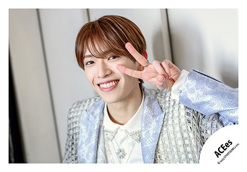 【No.ACE25-059】「ACEes Arena Tour 2025 PROLOGUE」Goods off-shot