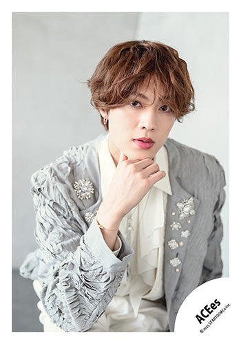 【No.ACE25-067】「ACEes Arena Tour 2025 PROLOGUE」Goods off-shot