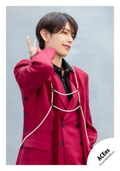 【No.ACE26-122】「ACEes Arena Tour 2026 “V”」Goods off-shot