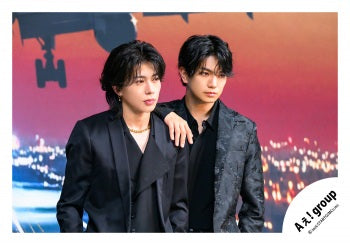 【No.AGP26-150】「Ae! group LIVE TOUR 2026 Runway」Goods off-shot