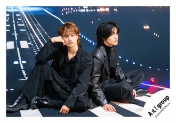 Ae! group LIVE TOUR 2026 Runway」Goods off-shot – FAMILY CLUB