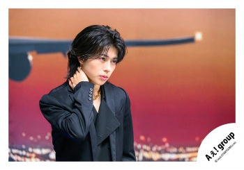 【No.AGP26-174】「Ae! group LIVE TOUR 2026 Runway」Goods off-shot