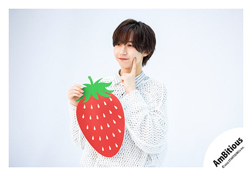 【No.AMB25-141】「AmBitious LIVE 2025 First National Tour Thank you for using AmBitious.」Goods off-shot