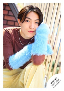 【No.AMB26-098】Profile photo off-shot 2026