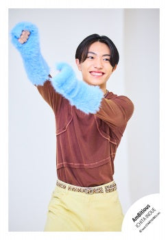 【No.AMB26-100】Profile photo off-shot 2026