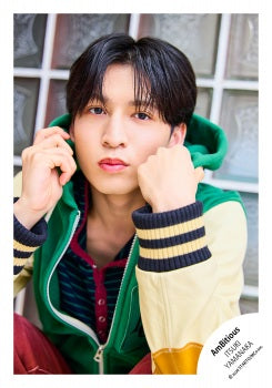 【No.AMB26-142】Profile photo off-shot 2026 Summer