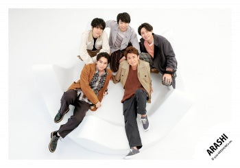 ARASHI LIVE TOUR 2026 「We are ARASHI」Goods off-shot – FAMILY