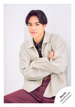 【No.BB26-129】Profile photo off-shot 2026
