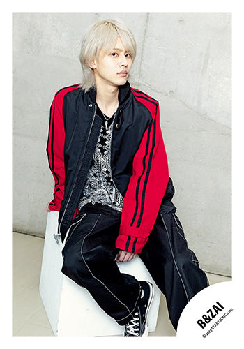 【No.BZI25-098】「B&ZAI LIVE 2025 First Beat」Goods off-shot