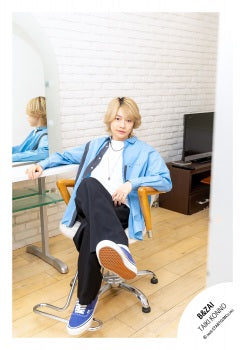 【No.BZI26-173】Profile photo off-shot 2026