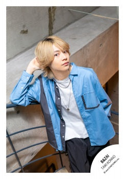 【No.BZI26-177】Profile photo off-shot 2026