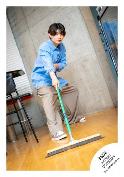 【No.BZI26-186】Profile photo off-shot 2026