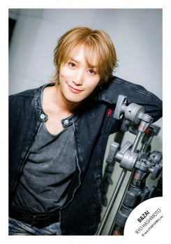 【No.BZI26-294】Profile photo off-shot 2026 Summer