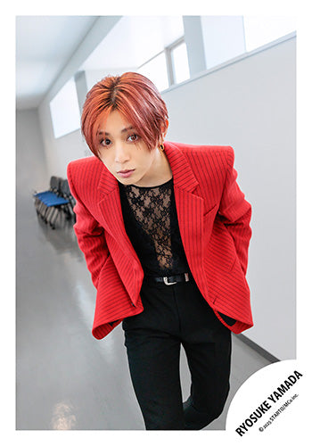 【No.HSJ25-101】Ryosuke YAMADA Album「RED」MV & jacket photo off-shot