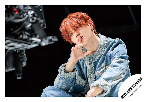 【No.HSJ25-102】Ryosuke YAMADA Album「RED」MV & jacket photo off-shot
