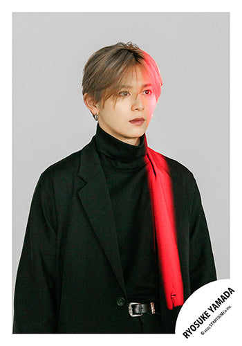 【No.HSJ25-107】Ryosuke YAMADA Album「RED」MV & jacket photo off-shot