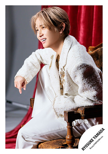 【No.HSJ25-108】Ryosuke YAMADA Album「RED」MV & jacket photo off-shot