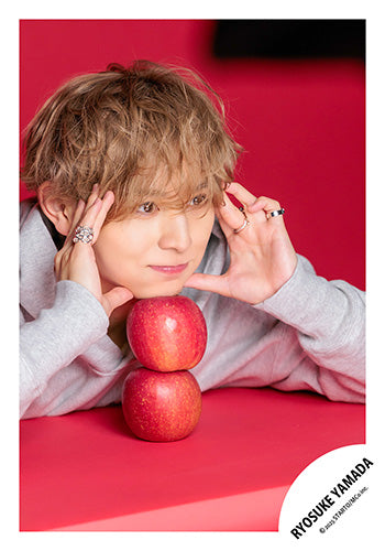 【No.HSJ25-123】Ryosuke YAMADA Album「RED」MV & jacket photo off-shot