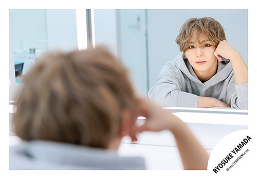 【No.HSJ25-134】Ryosuke YAMADA Album「RED」MV & jacket photo off-shot