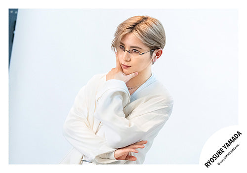 【No.HSJ25-172】「Ryosuke Yamada LIVE TOUR 2025 RED」Goods off-shot