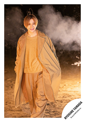 【No.HSJ25-176】「Ryosuke Yamada LIVE TOUR 2025 RED」Goods off-shot