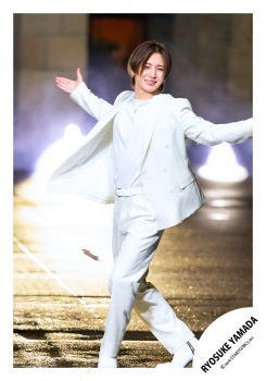 【No.HSJ26-228】Ryosuke YAMADA Album「Are You Red.Y?」MV & jacket photo off-shot