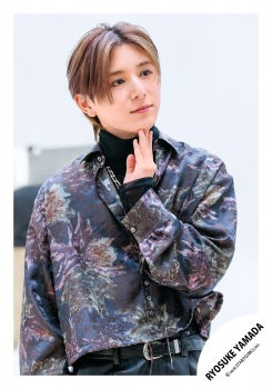 【No.HSJ26-236】Ryosuke YAMADA Album「Are You Red.Y?」MV & jacket photo off-shot