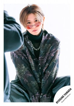 【No.HSJ26-253】Ryosuke YAMADA Album「Are You Red.Y?」MV & jacket photo off-shot